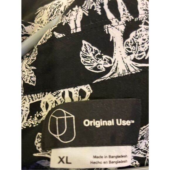 Men’s Original Use Zebra Print All Over Rayon Button up Shirt XL - Picture 4 of 8